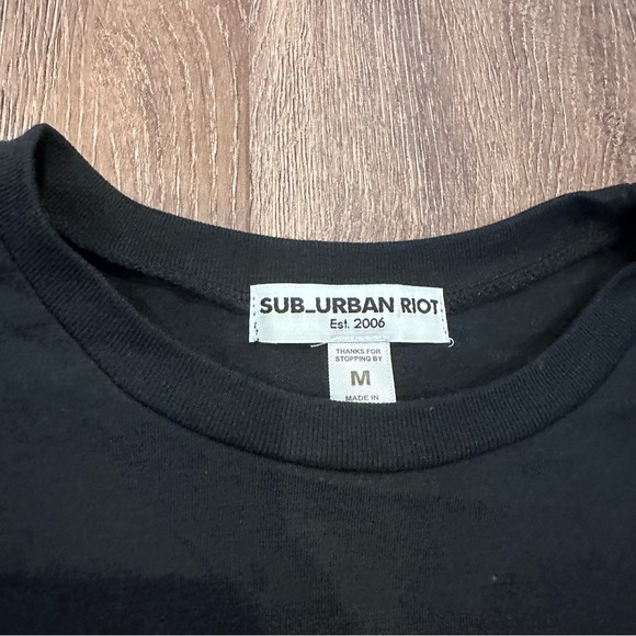 Sub_urban riot girls tshirt - Picture 5 of 5